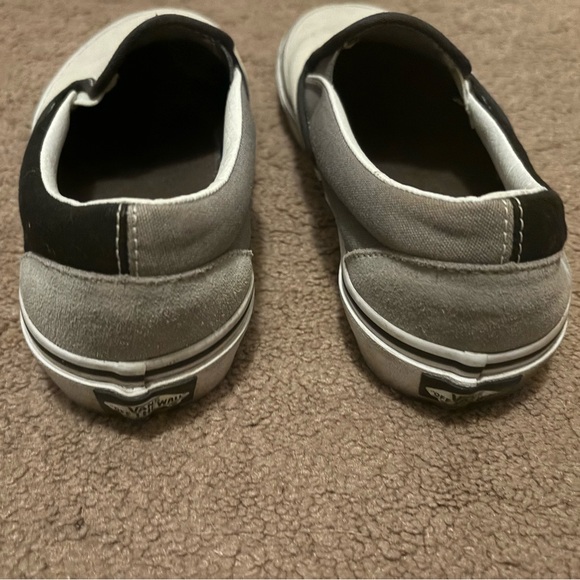 gray vans - Picture 4 of 6
